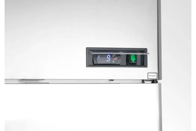 Szafa chłodnicza 1-drzwiowa 670l, Profi Line, GN 2/1, 230V/220W, 730x800x2096mm Arktic 232118