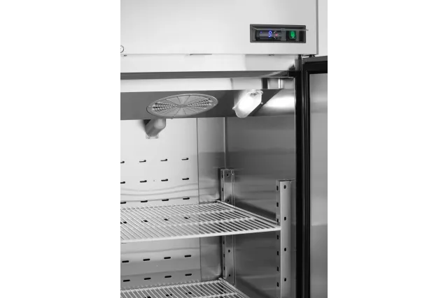 Szafa chłodnicza 1-drzwiowa 670l, Profi Line, GN 2/1, 230V/220W, 730x800x2096mm Arktic 232118
