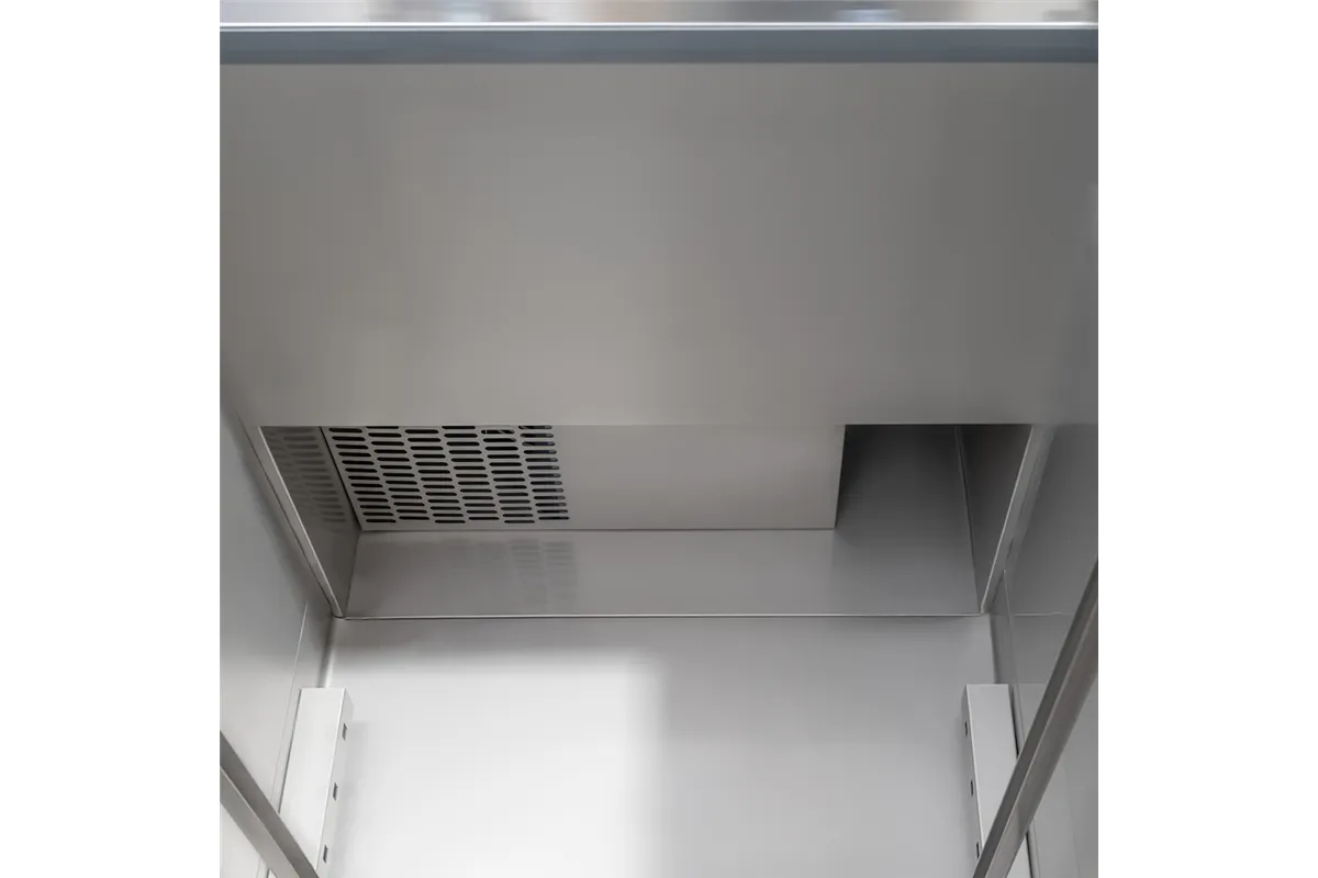 Szafa chłodnicza ze stali nierdzewnej na kółkach, GN 2/1, V 650 l Stalgast 830620