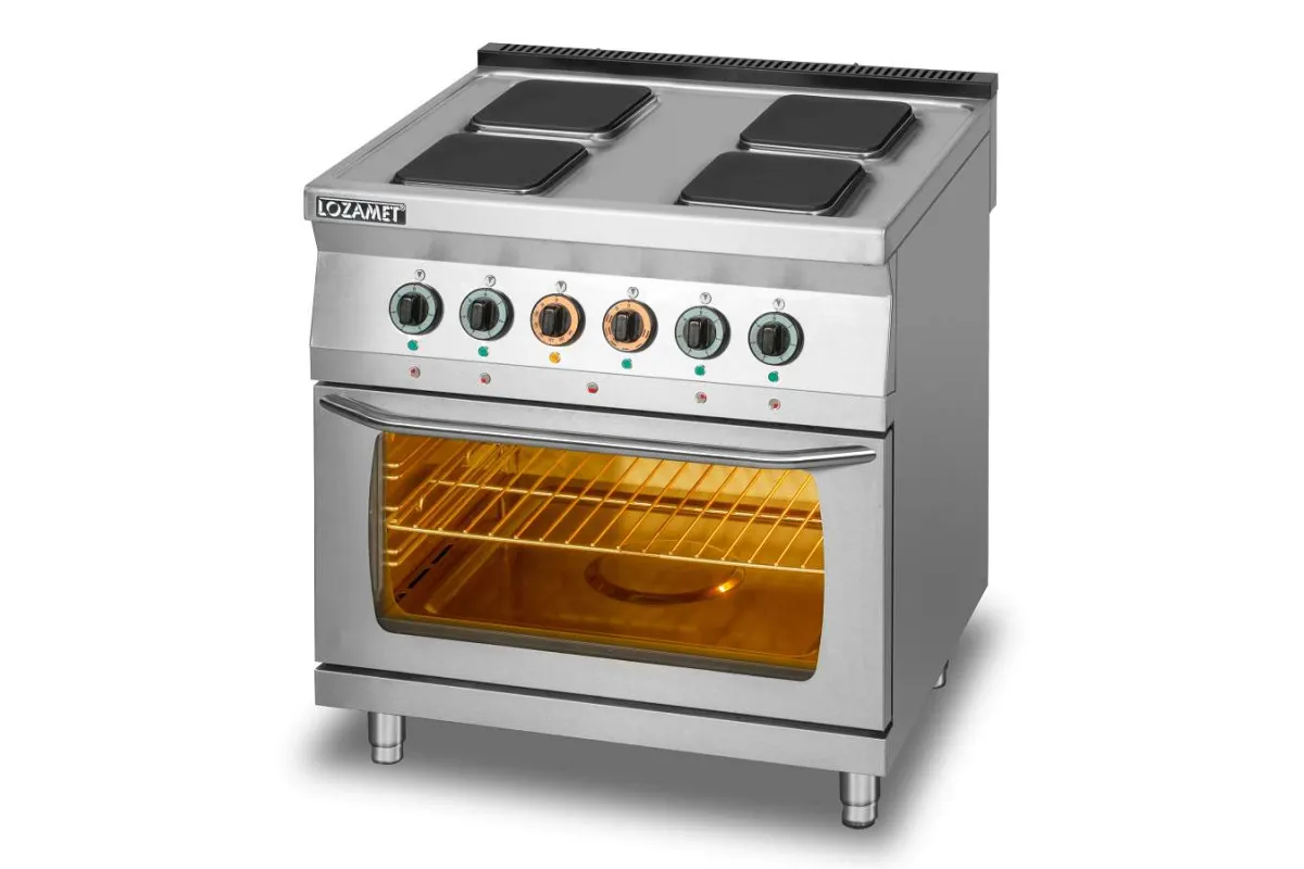 KUCHNIA ELEKTRYCZNA 4-PŁYTOWA Z PIEKARNIKIEM ELEKTRYCZNYM GN 2/1 L700.KE4 PE