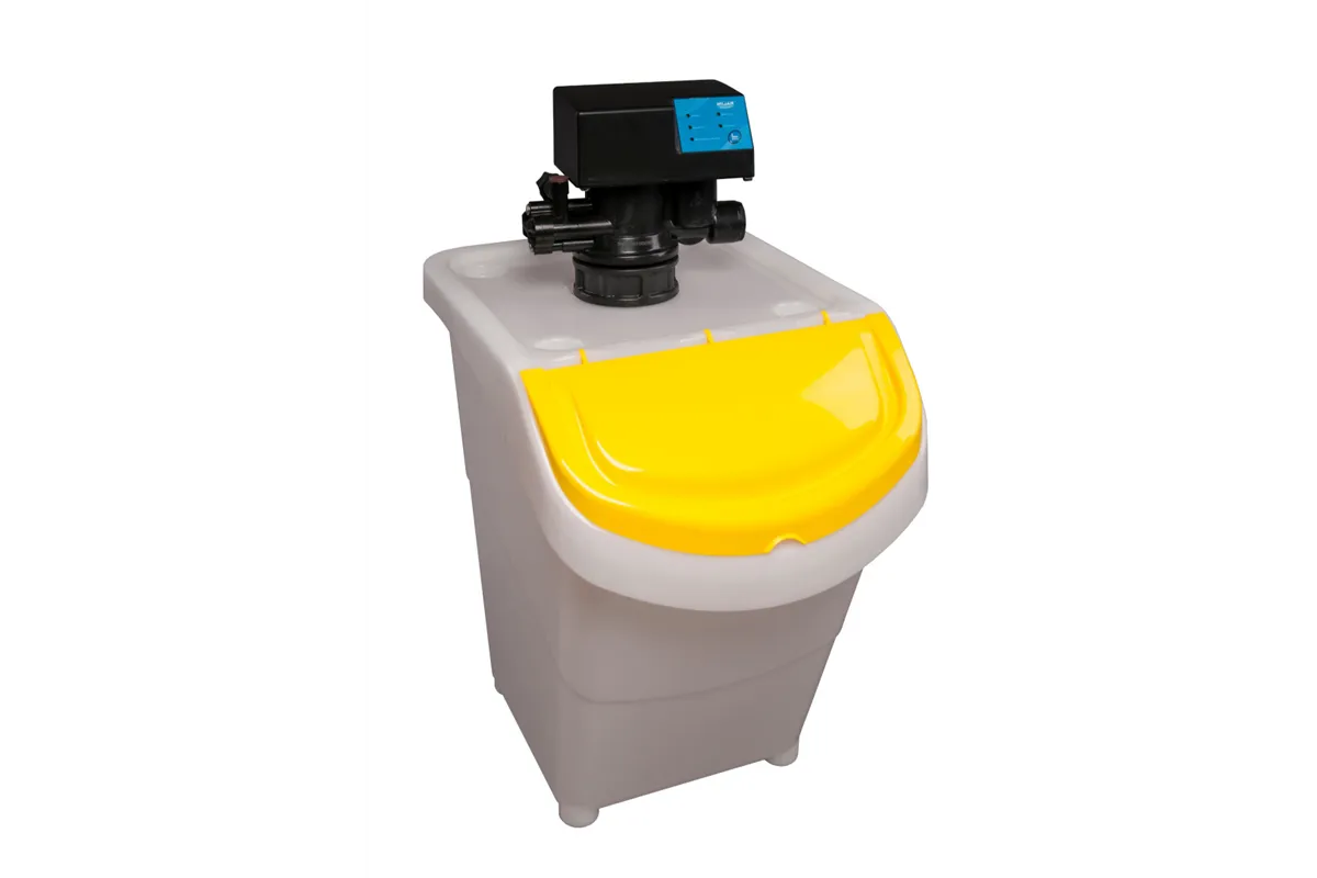 Zmiękczacz półautomatyczny, inicjacja regeneracji przyciskiem Pluton E